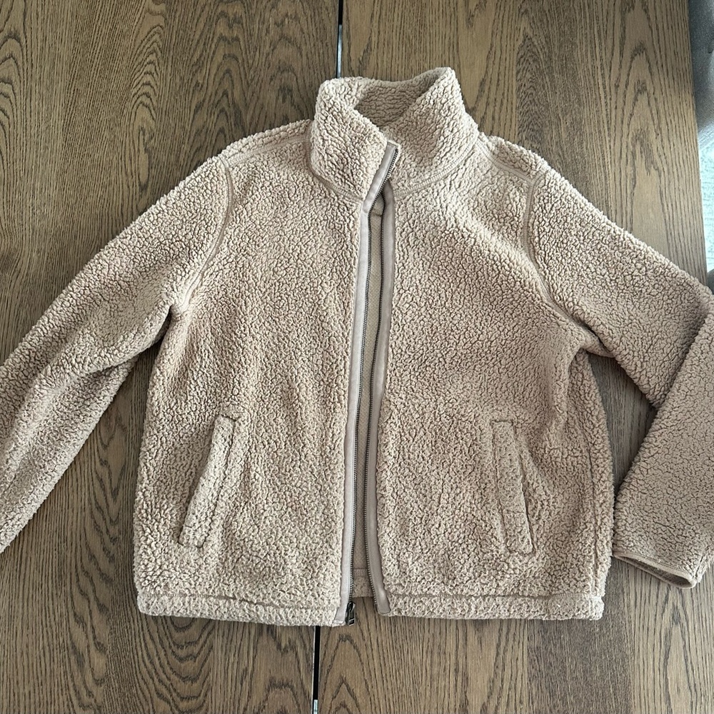 Old Navy Women's Tan Sherpa Jacket